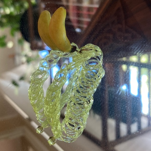 Handmade Banana  Choker - Picture 2 of 2